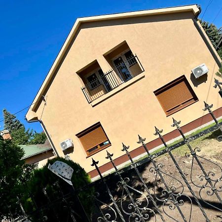 Zsuzsa Apartman Hajdúszoboszló Εξωτερικό φωτογραφία