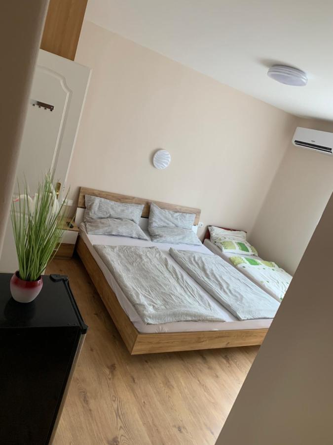 Zsuzsa Apartman Hajdúszoboszló Εξωτερικό φωτογραφία