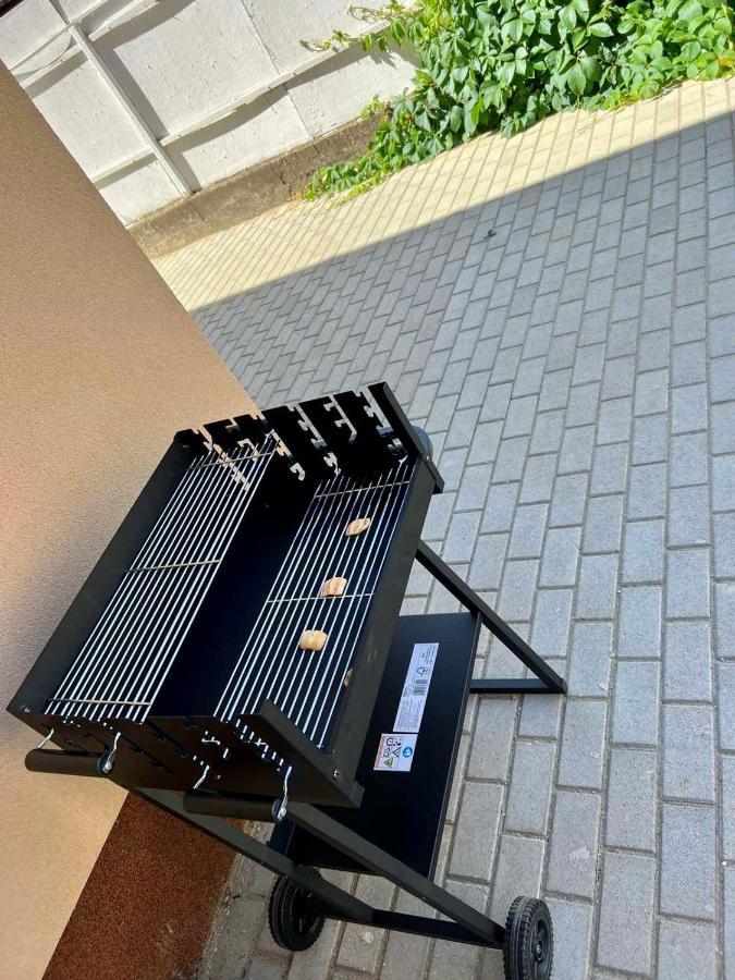 Zsuzsa Apartman Hajdúszoboszló Εξωτερικό φωτογραφία
